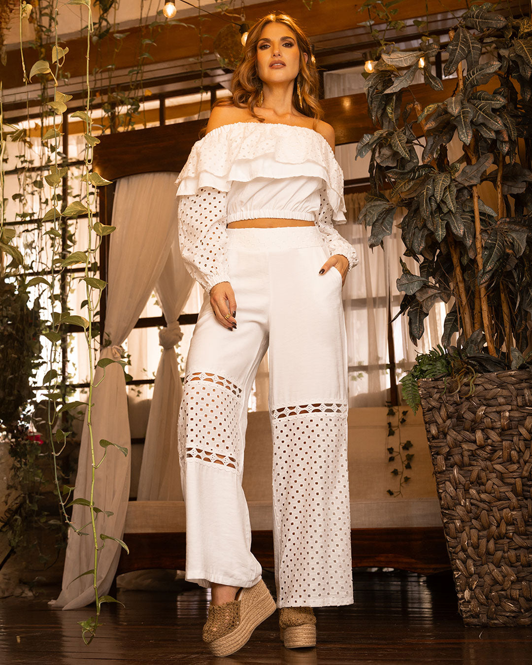 P74413 CONJUNTO OJALILLO MARFIL