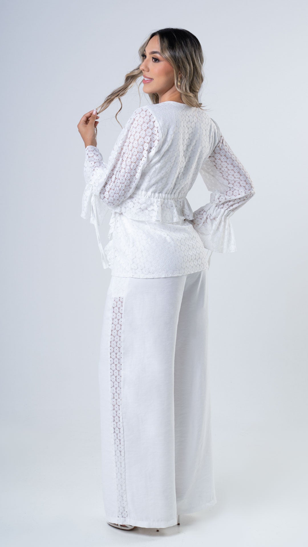 P74410 CONJUNTO FLOW MARFIL