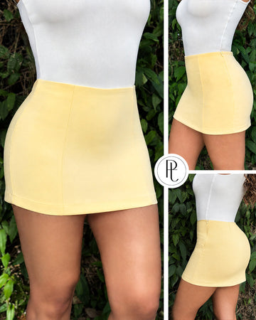 P74716 FALDA-SHORT NOCHES DE VIENA AMARILLO