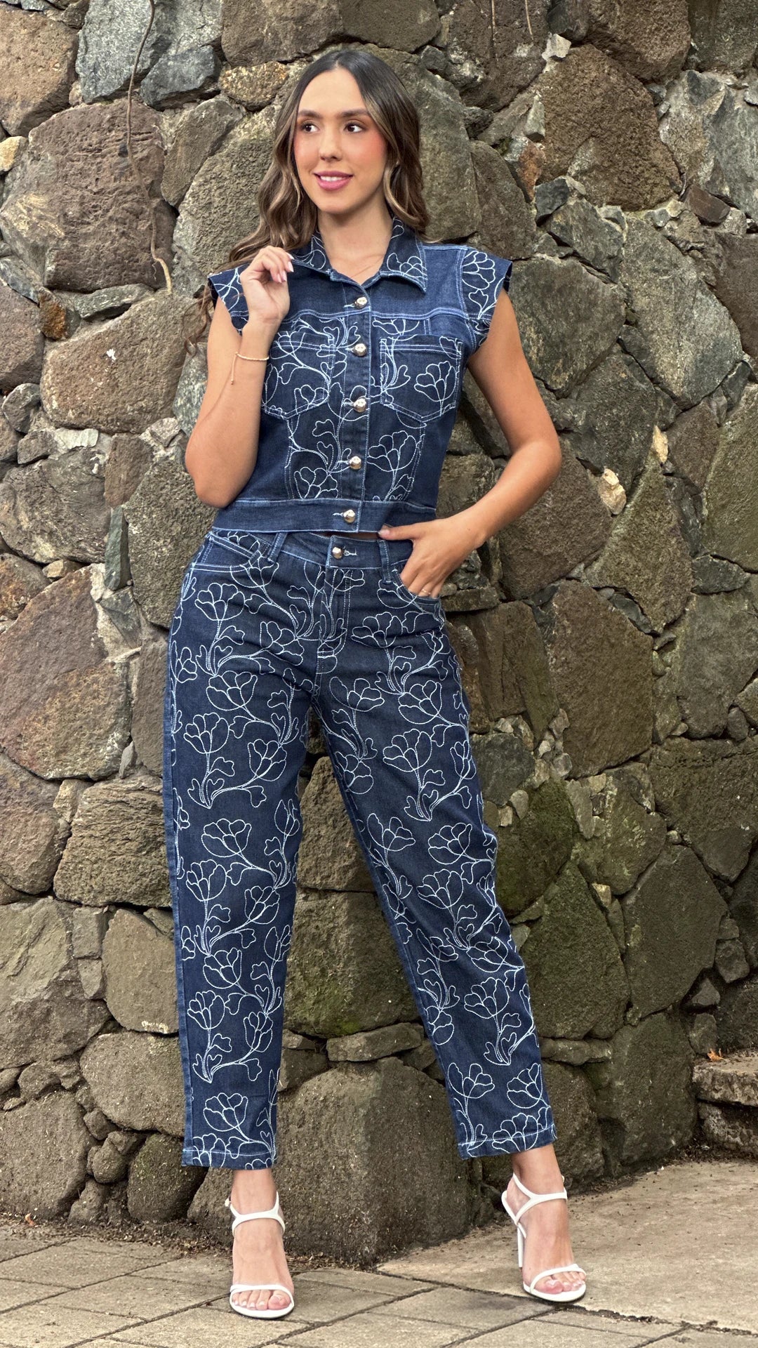 P4019 BLUSA INDIGO BORDADO AZUL