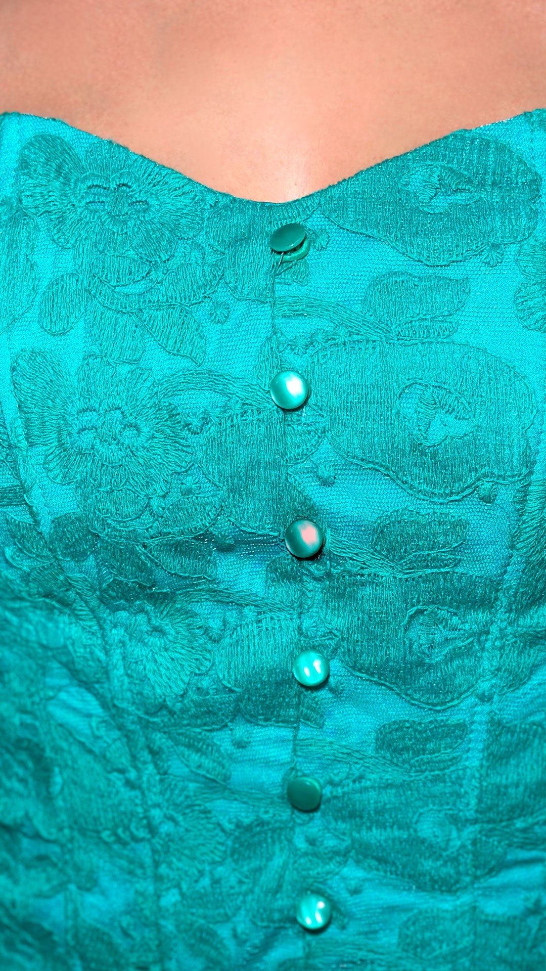 P4077 BLUSA MAYA BORDADA VERDE JADE