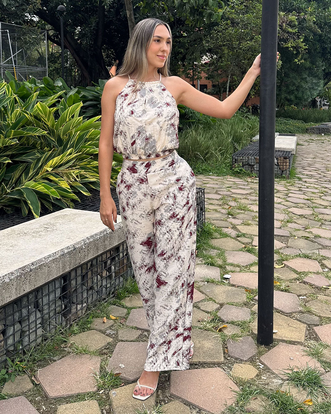 P74529 CONJUNTO LINO ESTAMPADO VINOTINTO