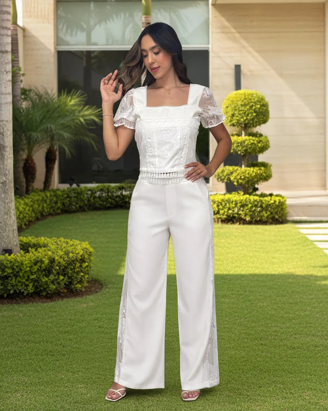 P74556 CONJUNTO MALLA BORDADA MARFIL